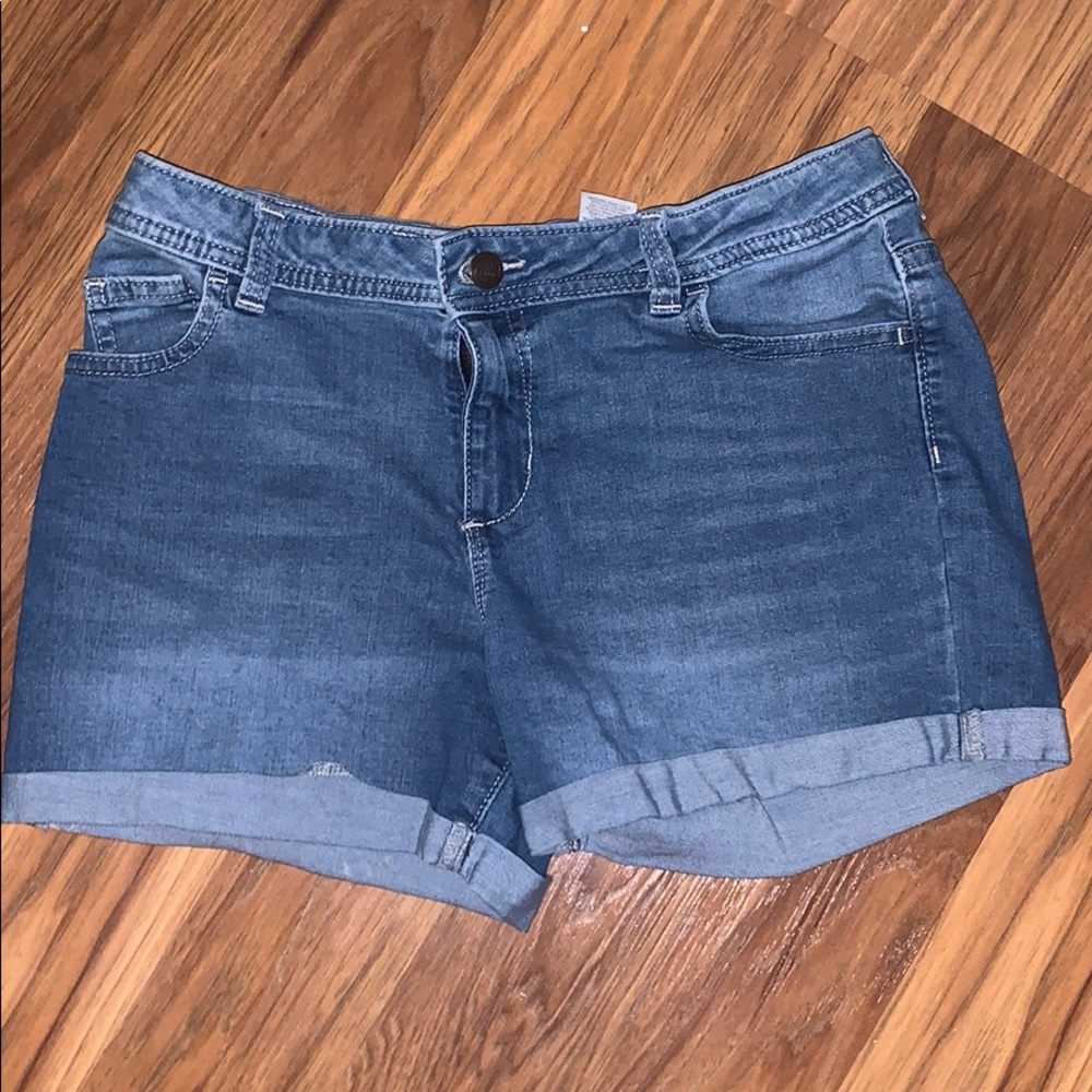 Wonder Nation jean shorts